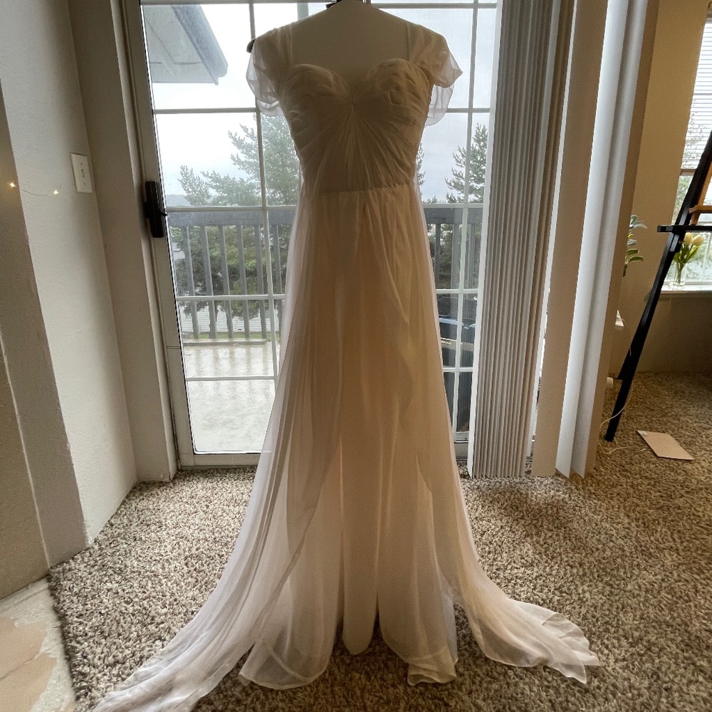 Sarah Seven “Practically Perfect” wedding dress - Picture 1 of 10
